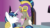 Discord "whatever are you doing here?" S4E26