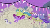 Oh, Celestia- fan swarm! SECURITY!