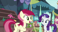 Rose thanks Rarity for her help S7E19