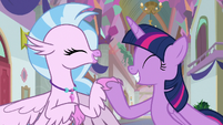 Silverstream joining hands with Twilight S8E2