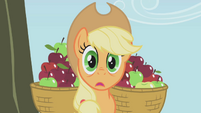 Applejack surprised S01E04