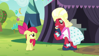 Orchard Blossom -wear something more casual- S5E17