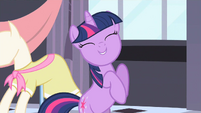 Twilight perfect dress S2E9