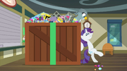 Rarity and the box of apologies, S9E19