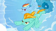 S03E07 Lightning Dust i Rainbow Dash