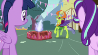 Thorax prancing excitedly near the flames S7E15