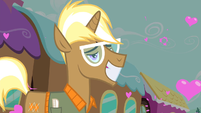 Trenderhoof with hearts around him S4E13