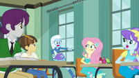 Trixie accuses Fluttershy of cheating EGDS10