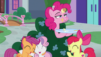Cutie Mark Crusaders laughing at Pinkie S8E12