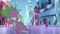 Spike walking away S4E24