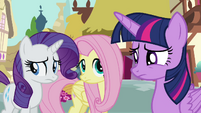 Twilight hesitant to explain why S4E18