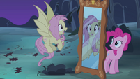 Pinkie Pie behind a mirror S4E07