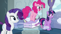 Pinkie smushes Spike in luggage again S6E7
