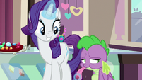 Rarity having Spike taste a red gem S9E19