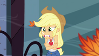 Applejack shivering with chattering teeth EGDS33