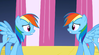 Rainbow Dash worried with changeling S2E26