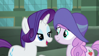 Rarity lets Manehattan mare keep the hat S5E16