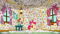 Apple Bloom's walls of failed interests S6E4