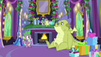 Spike and Sludge at Hearth's Warming S8E24