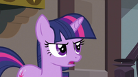 Twilight 'sneaking up on people' S2E25