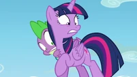 Twilight and Spike surprised S5E26