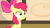 Apple Bloom with a blank expression S4E17
