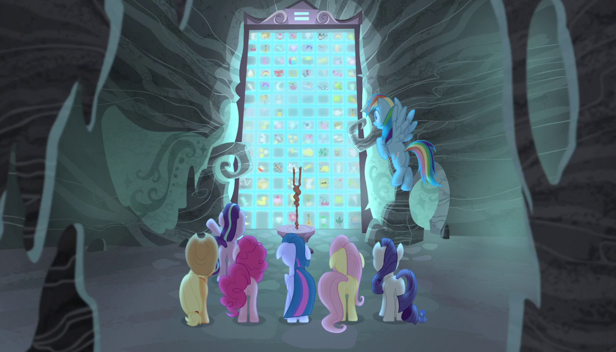 my little pony hair and beauty table