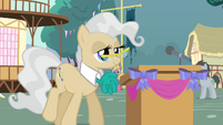 Mayor Mare is back! =D