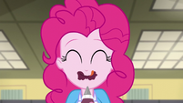 Pinkie Pie sampling cake frosting EG3