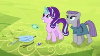 🎵Up thru the atmosphere🎵 🎵Up where the air is clear🎵 🎵Oh, let's go...🎵 🎵Fly a kite!🎵