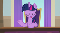Twilight "a rougher start than expected" S8E1