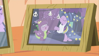 Twilight and Spike Nightmare Night photo S2E21