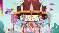 Twilight and Starlight putting up the banner S7E15