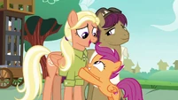 Mane Allgood "read them twenty times!" S9E12