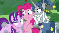 Pinkie Pie introduces Star Swirl to Starlight S7E26