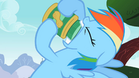 Rainbow Dash vs. peanut butter