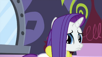 Rarity pouts over her non-moving mane MLPS1