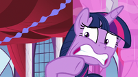 Twilight scared of the angry swan S9E13