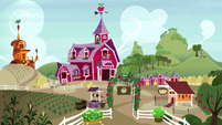 Wide view of Sweet Apple Acres S9E23