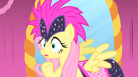 Fluttershy's grin doesn't impress Photo Finish S1E20