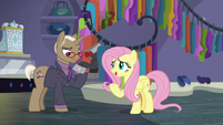 Fluttershy welcoming Bracer Britches S8E4