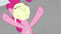 Pinkie Pie with pie filling on her face S9E14