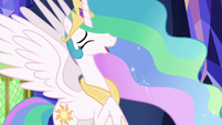 Princess Celestia laughing loudly S7E1