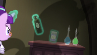 Snowfall grabs two potions S06E08