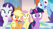 Twilight and friends shocked S03E12