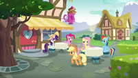 Applejack goes to catch up with Starlight S6E21