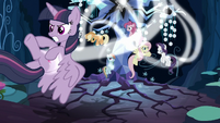 Fake Twilight and clones caught in light magic S8E13