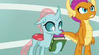 Ocellus holding rhyming dictionary S9E15