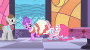 Pinkie Pie madness! S01E26