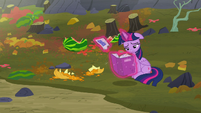 Twilight tears pages out of her portfolio S5E23